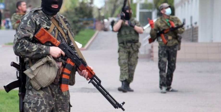 Боевики в Луганске / Фото: Reuters
