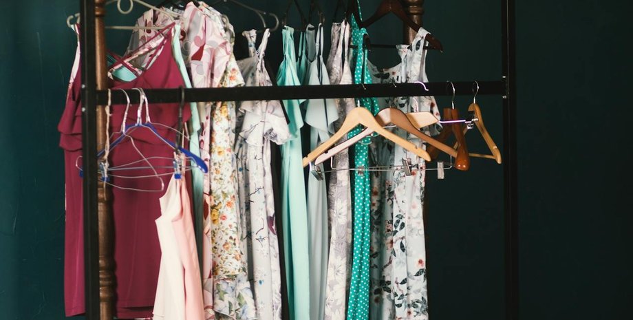 модные фасоны сезона весна-лето 2024 года, трендовые платья