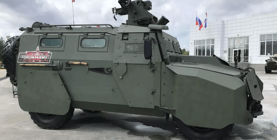 "Тигр-М" в варианте "Безумный Макс" на форуме "Армия-2023"