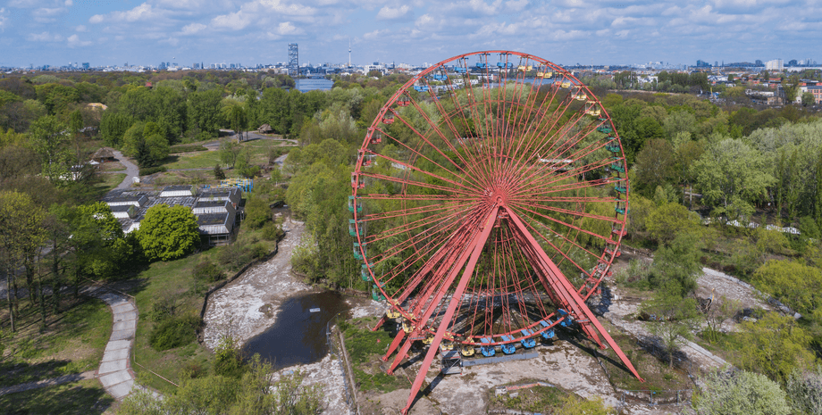 Парк аттракционов, заброшенный парк аттракционов, парк развлечений, аттракционы, контрабанда наркотиков, новый владелец