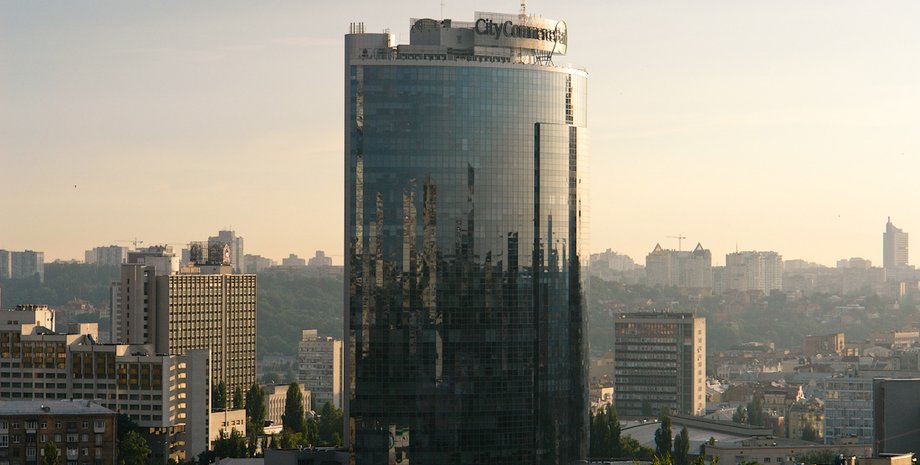 Фирташ продал бизнес-центр "Парус" в Киеве / Фото: slavpeople.com