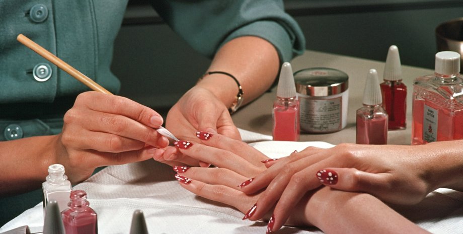 маникюр, маникюр на весну 2023, идеальный маникюр, маникюр на лето 2023, неоновый маникюр, идеи маникюра, том бачик