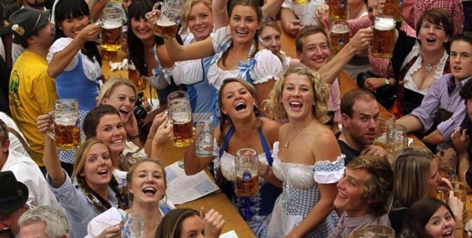 Октоберфест, Мюнхен, Дубай, Фестиваль, П'яні