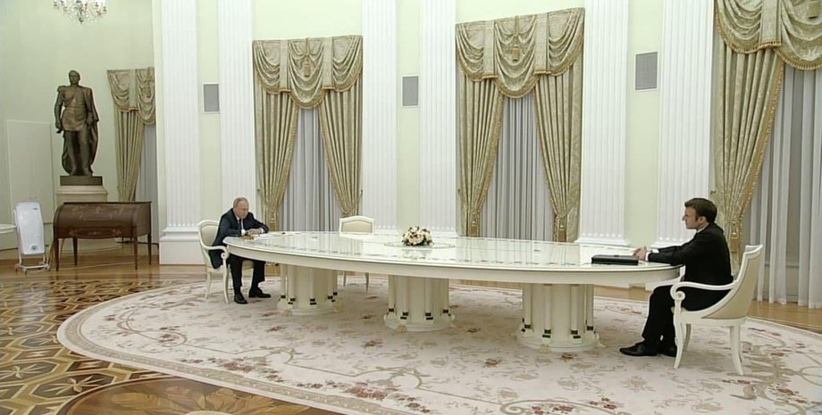 Стол Владимира Путина,