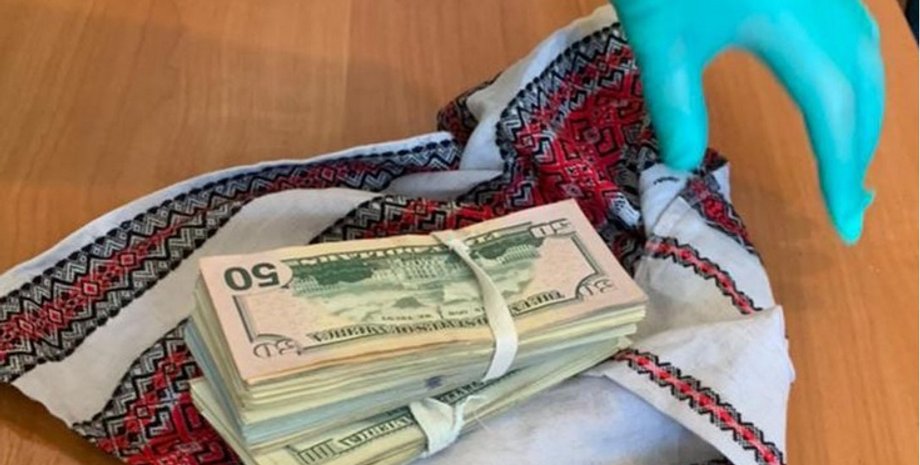 Пенсионерка, порча, Прилуки, Черниговская область, полиция, мошенничество