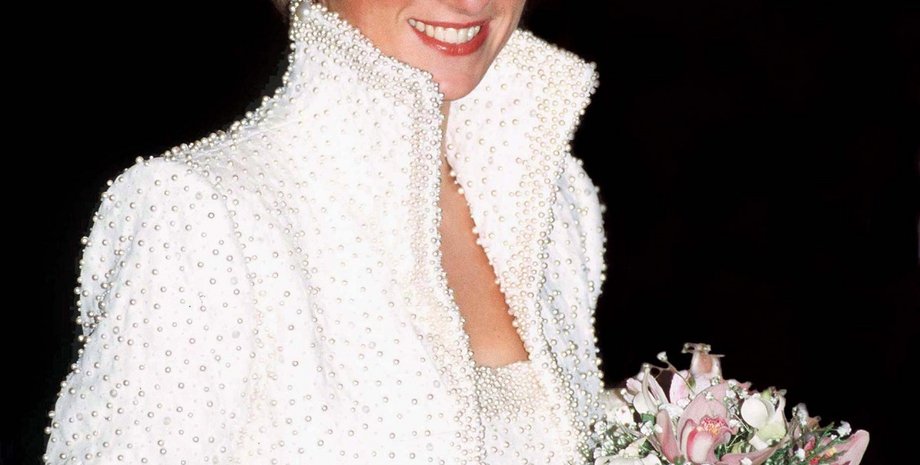 принцесса Диана, букет цветов