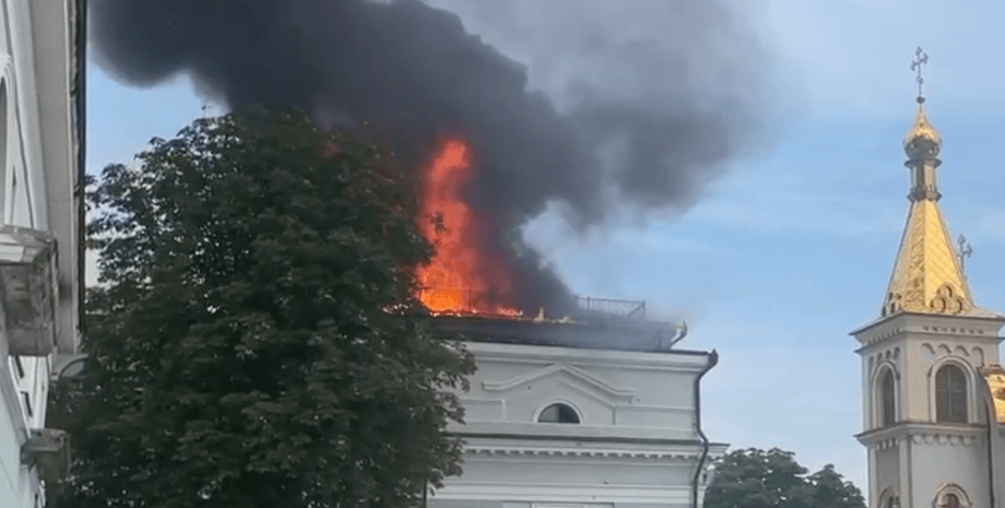 пожар донецк, пожар железнодорожный вокзал, пожар донецк жд вокзал