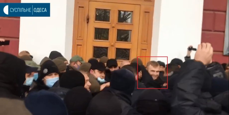 Нардеп Артем Дмитрук штурмувала міськрада Одеси