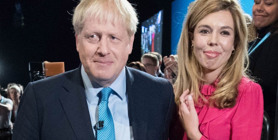 Борис Джонсон и Кэрри Симондс/Фото: The Telegraph