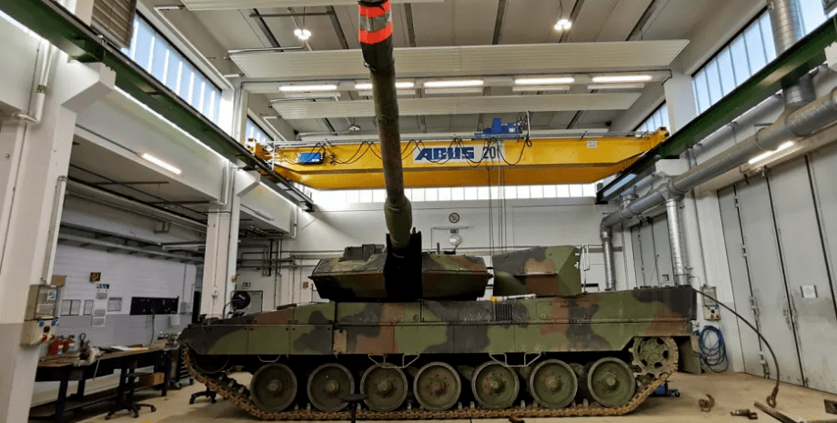 Leopard 2, Leopard 2 ремонт, ремонт танка, обслуговування танка, німецький танк, основний бойовий танк