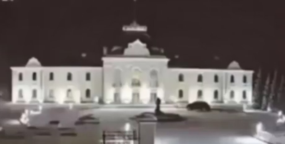 віде з імітацією удару по Валдаю