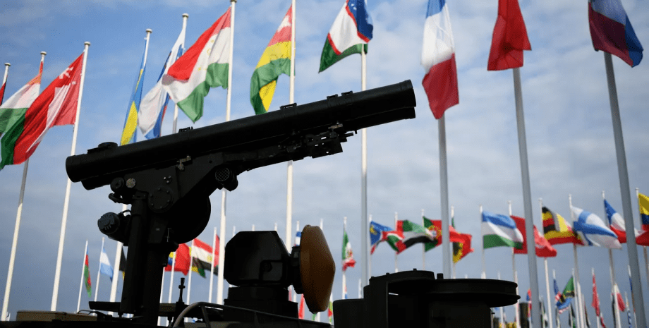 Форум "Армія-2022", експорт російської зброї, продаж зброї, Рособоронекспорт, ВПК Росії