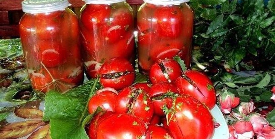 Маринованные помидоры с острой начинкой, помидоры с начинкой, помидоры рецепт