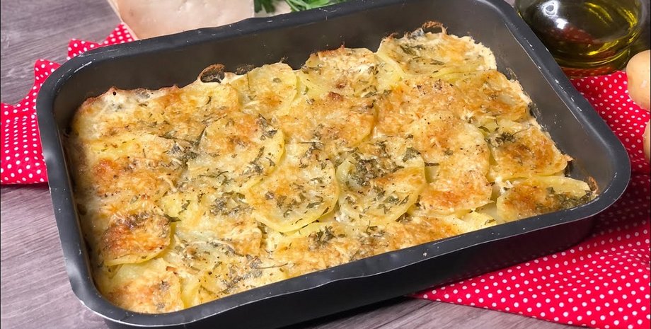 запечена картопля, картопля рецепт, картопля в духовці, простий рецепт картоплі, картопля в духовці