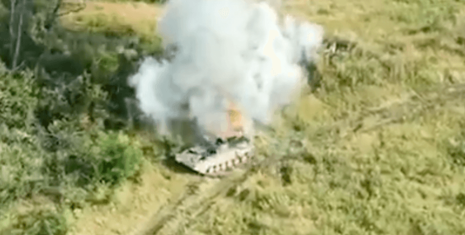 Горить БМП-1, знищена БМП-1, БМП-1