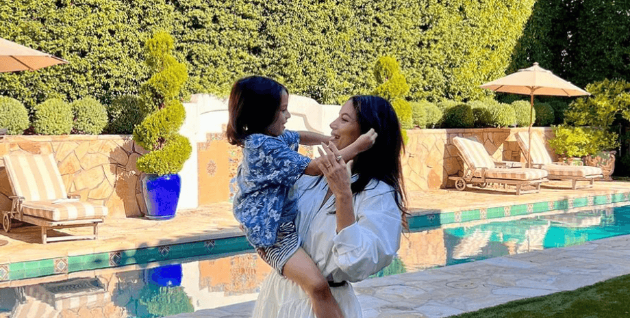 ева лонгория сын, ева лонгория муж, хосе бастон, ева лонгория личная жизнь, отчаянные домохозяйки, сын