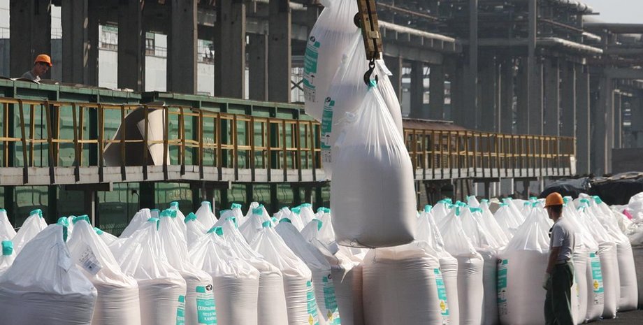 порт, удобрения, мешки, погрузка