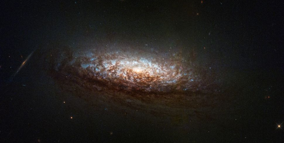 галактика NGC 1546