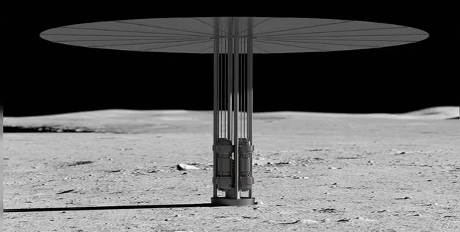 Ядерний реактор, Місяць