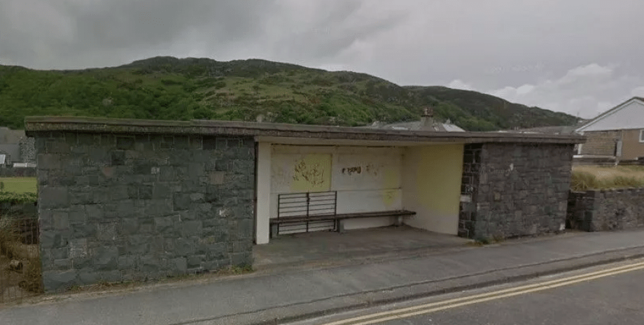 Так выглядел заброшенный общественный туалет до реконструкции общественный туалет