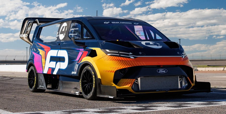 Ford Transit SuperVan 4.2