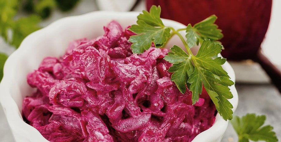 Салат "Королевский", салат со свеклой и языком, салат "Королевский", салат