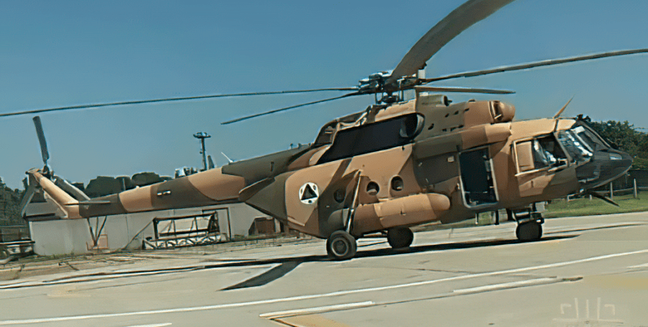 ремонт вертольота для афганістану