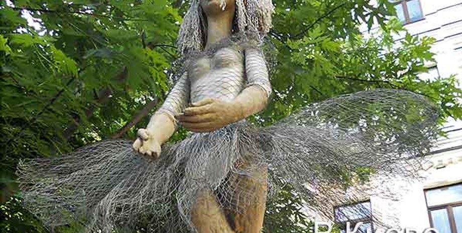 Балерина, Сретенская, фигурка, киев, уничтожили, вандалы