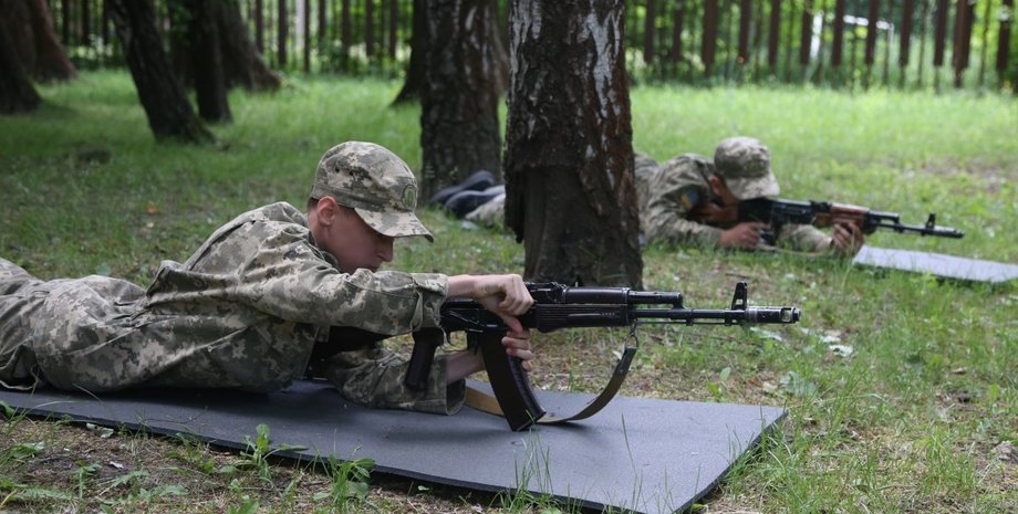 БОВП студентов. подготовка военная, студенті