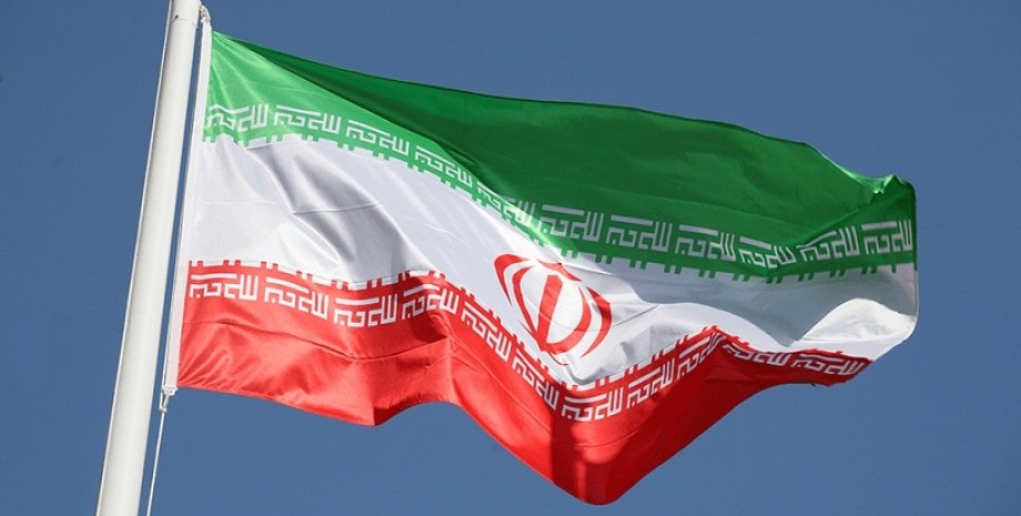 Флаг Ирана / Фото: maguzz.com