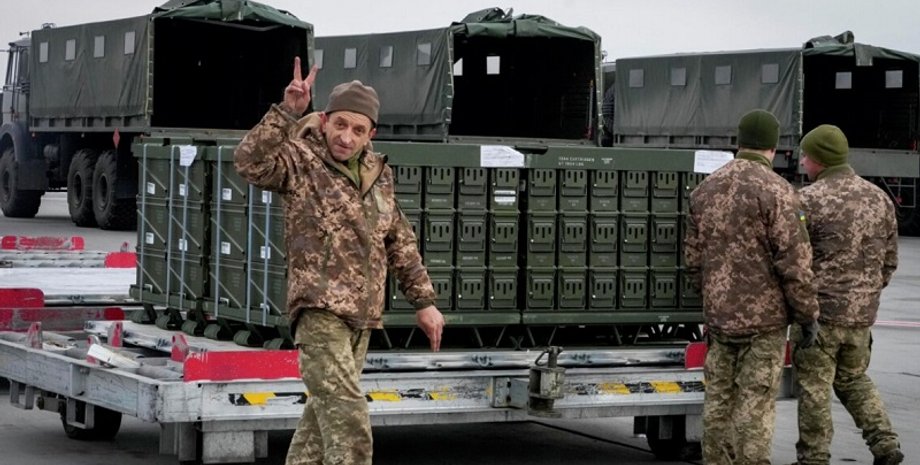 помощь Украине, пакет помощи Украине, Грант Шаппс