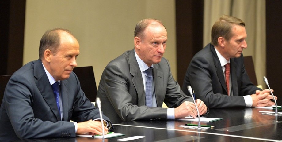 Россия ГРУ СВР ФСБ Совбез РФ российские шпионы, агентурная сеть, реформы российской разведки, задачи спецслужб РФ