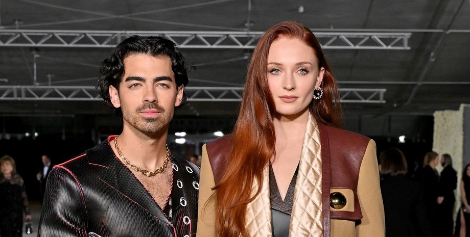 Софи Тернер, софи тернер развод, софи тернер почему разводится,  Джо Джонас