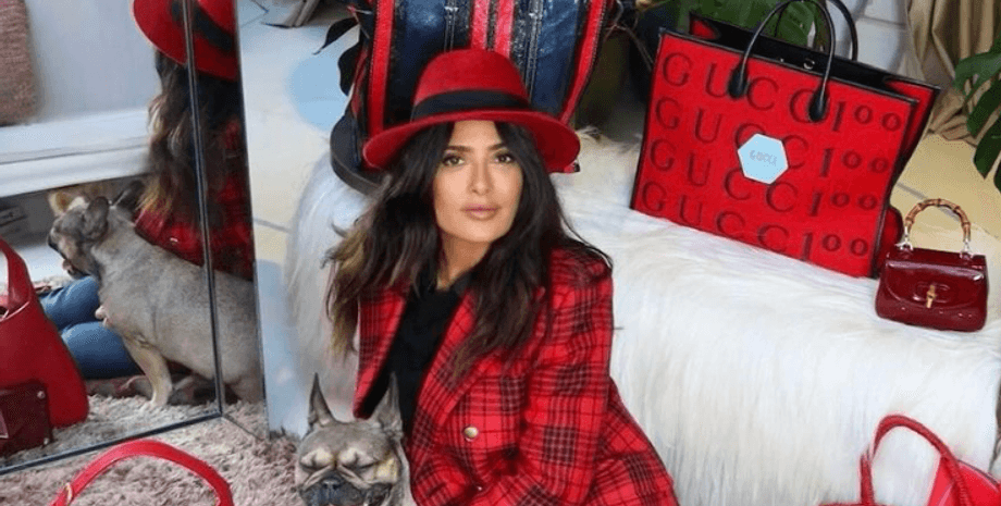 Сальма Хайек, Сальма Хайек муж, Сальма Хайек сумки, Сальма Хайек франсуа анри-пино, сумки, мода на красный цвет