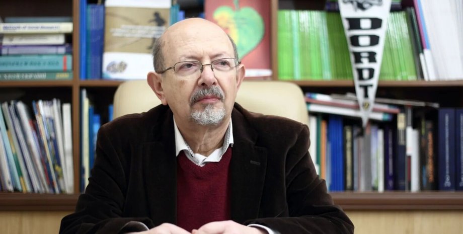 Володимир Паніотто