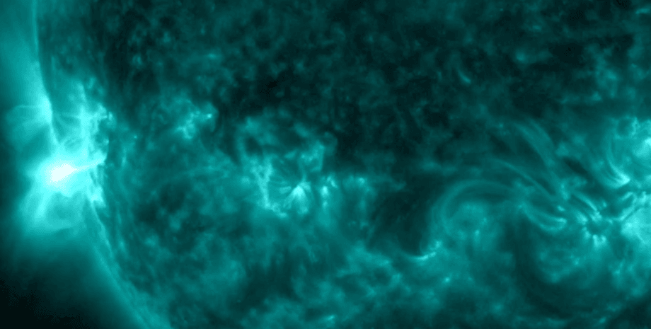 Солнце, вспышка на Солнце