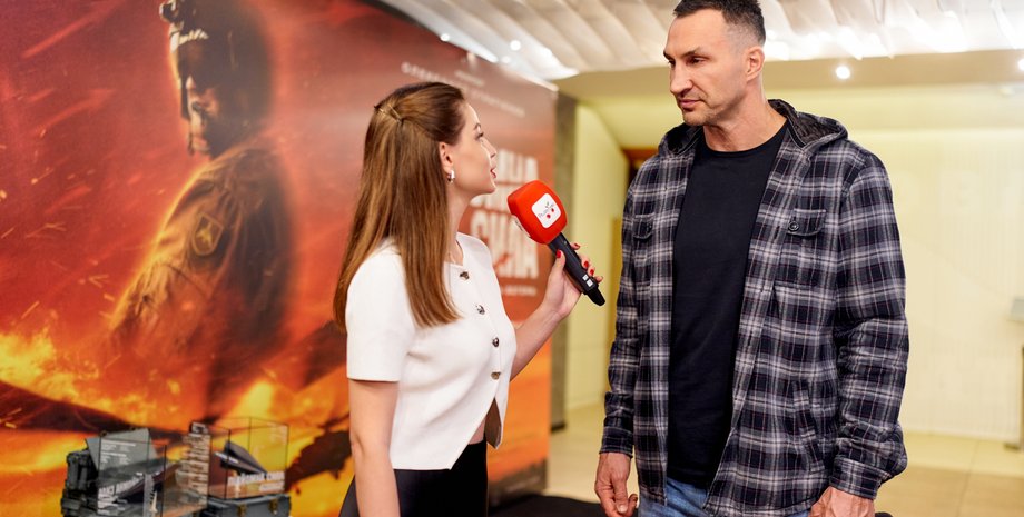 Володимир Кличко на прем'єрі фільму "Підйомна сила”, прем'єра, фоторепортаж з фільму "Підйомна сила"