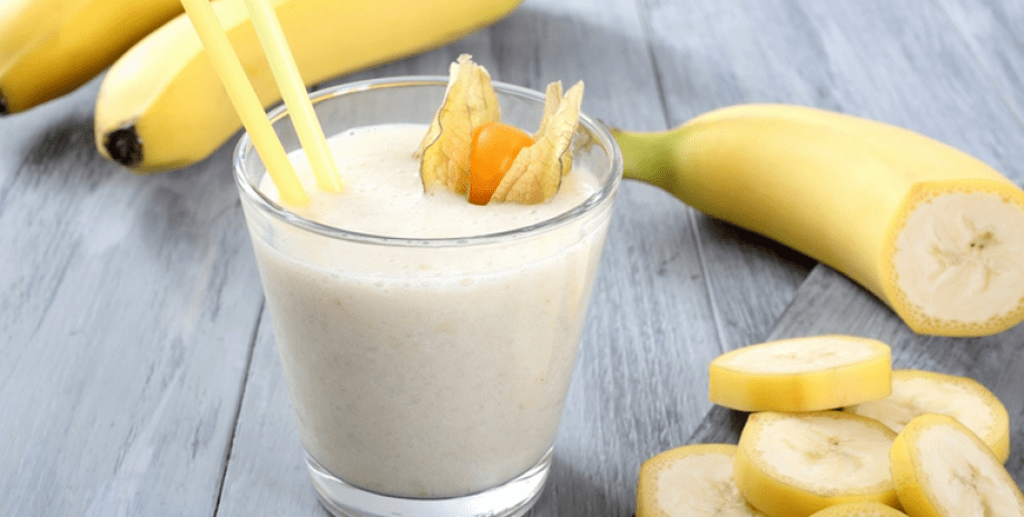 коктейль коктейль, бананы, стакан