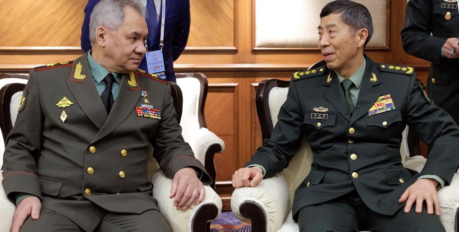 Ли Шанфу и Сергей Шойгу
