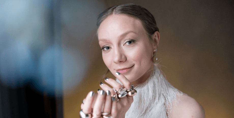 Лелека, певица