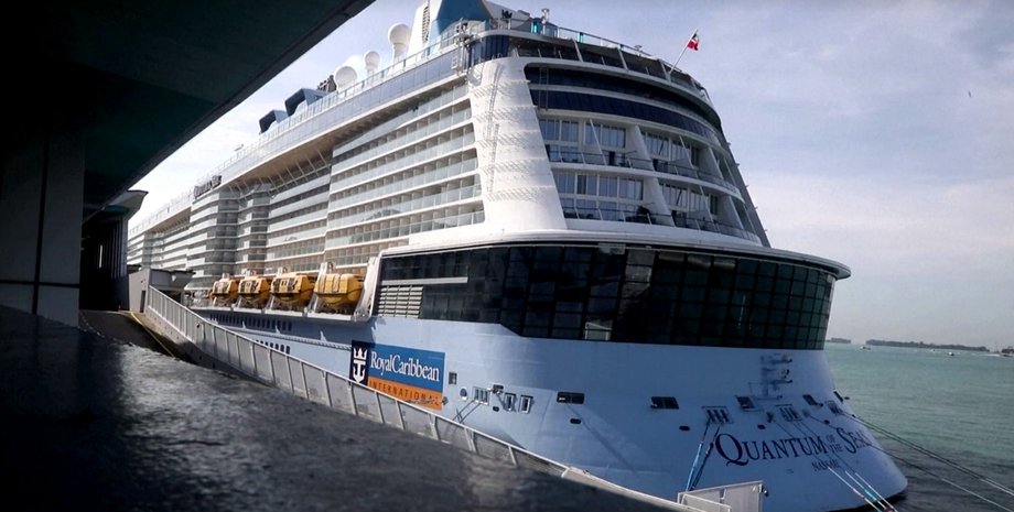 круиз, лайнер, коронавирус, Royal Caribbean