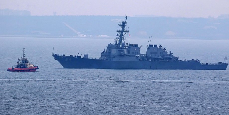 Американский эсминец Carney / Фото: port.odessa.ua
