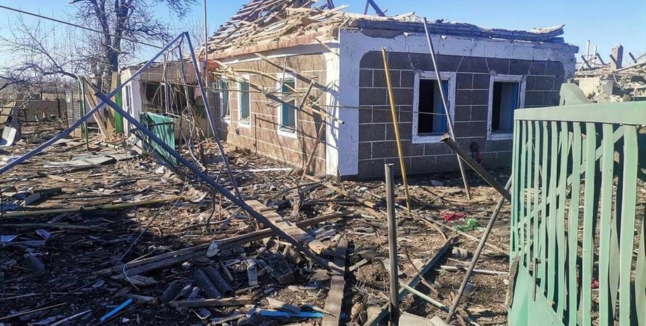 руины, дом, крыша, БПЛА, ВС РФ, прифронтовой город