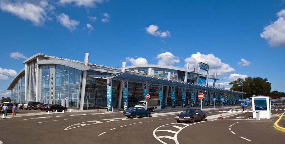 Аэропорт "Киев" (Жуляны) / Фото: old.airport.kiev.ua
