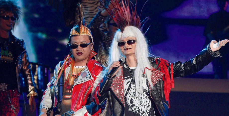 Джек Ма в качестве панк-рокера на 10-летнем юбилее / Фото: Getty Images