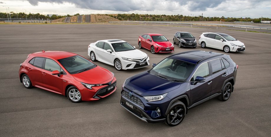 автомобили Toyota