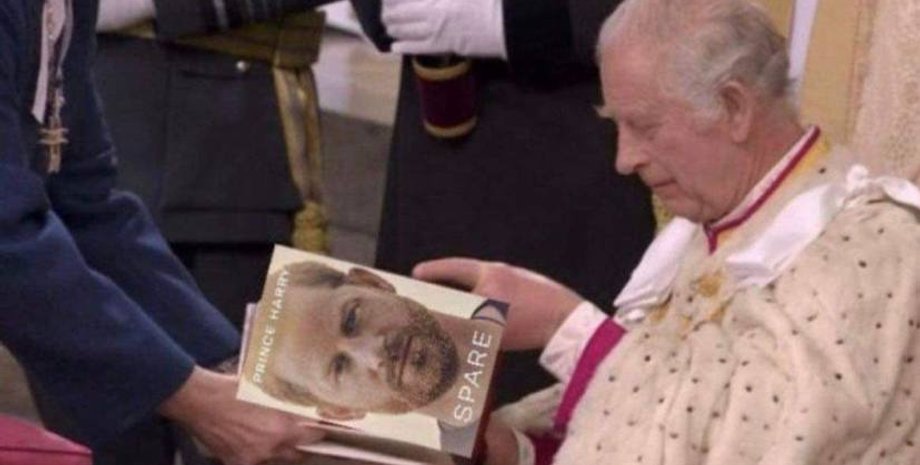 коронація чарльза ІІІ, меми про коронацію Чарльза ІІІ, меми про короля, меми про коронацію, пальці-сосиски