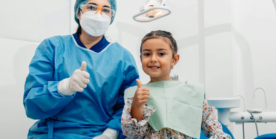 дантистка и ребенок