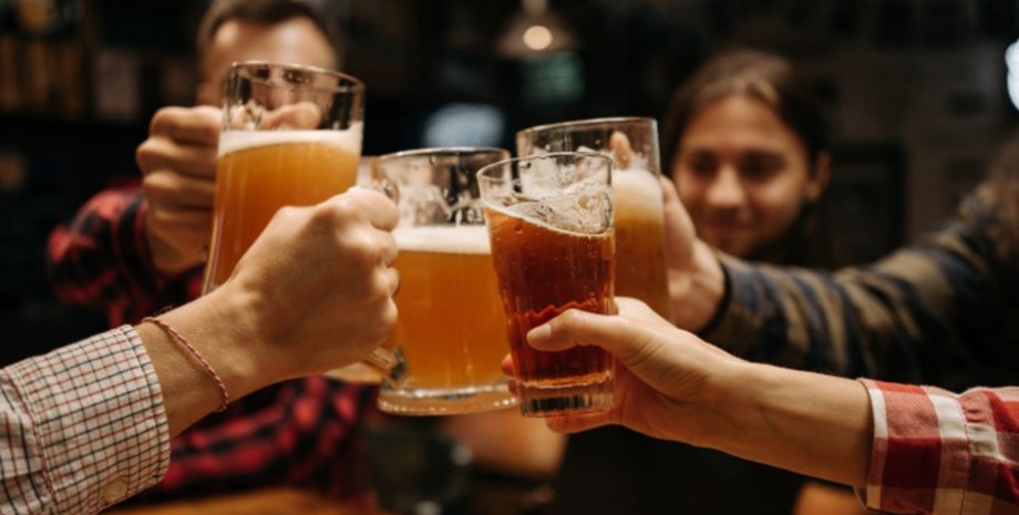 Сотрудник министерства финансов Японии потерял сумку с важными документами, что там было, курьезы