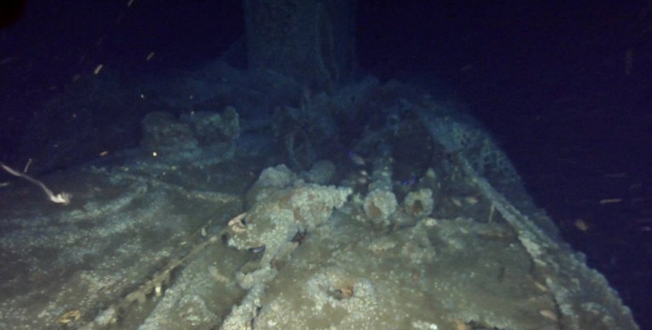 Палуба подводной лодки U-111. подлодка U-111.